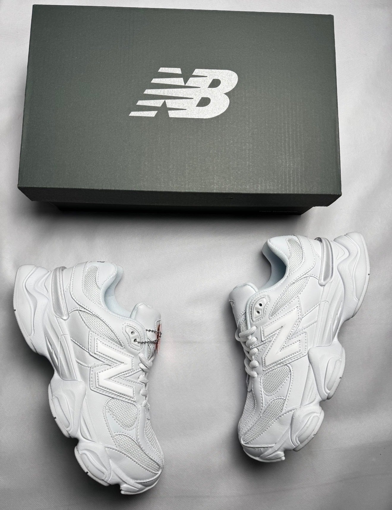 New balance 9060