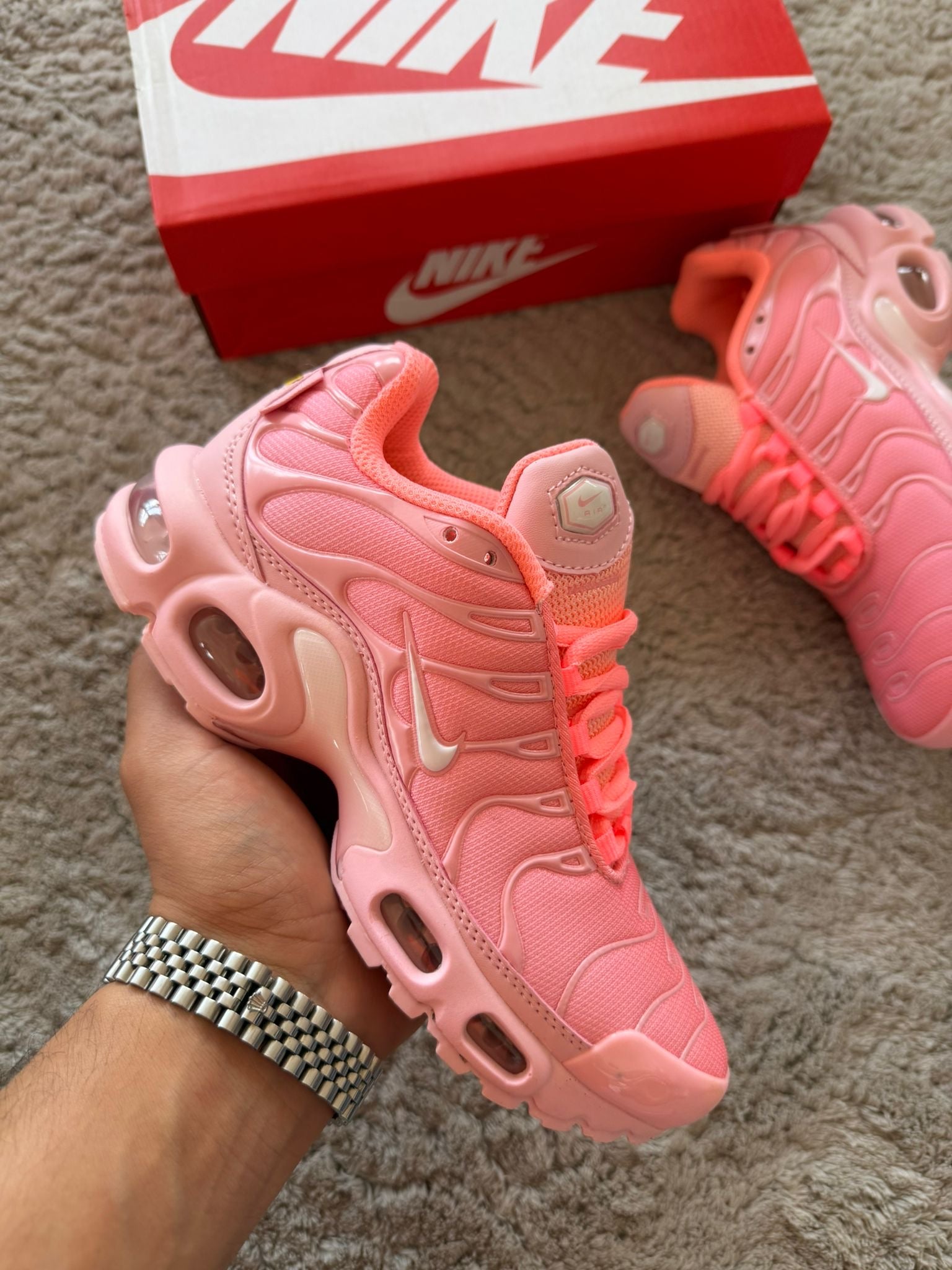 Nike TN rosas