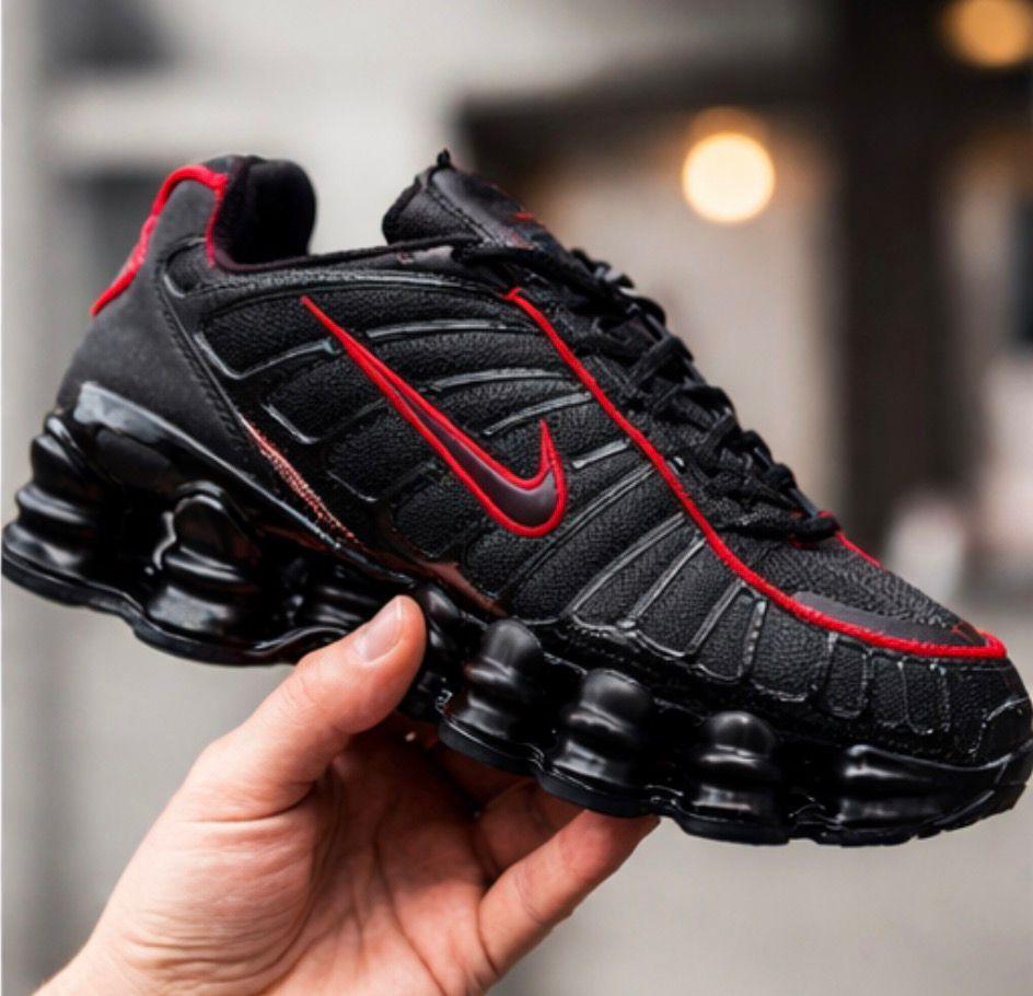 Shox negras y rojas (calidad media)