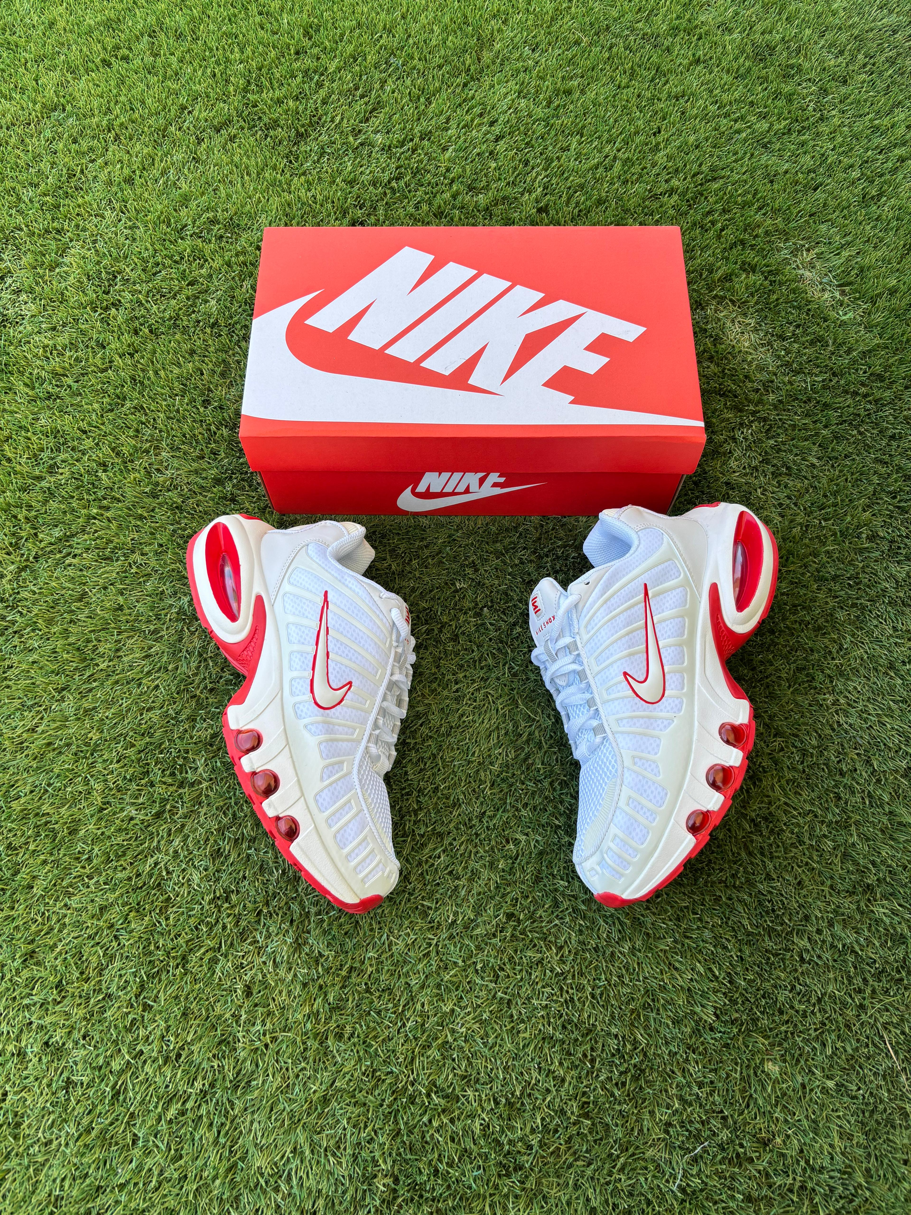 NIKE SHOX BLANCO Y ROJO