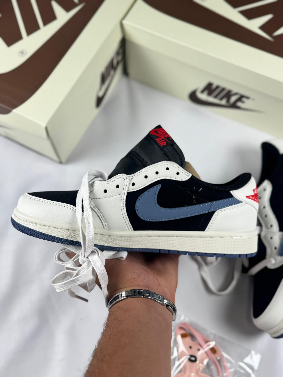 Zapatillas Nike Jordan travis azul con blanco