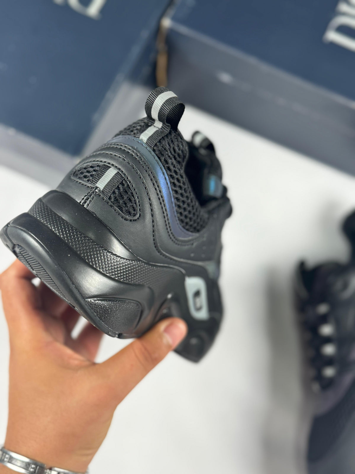Dior B22 negras