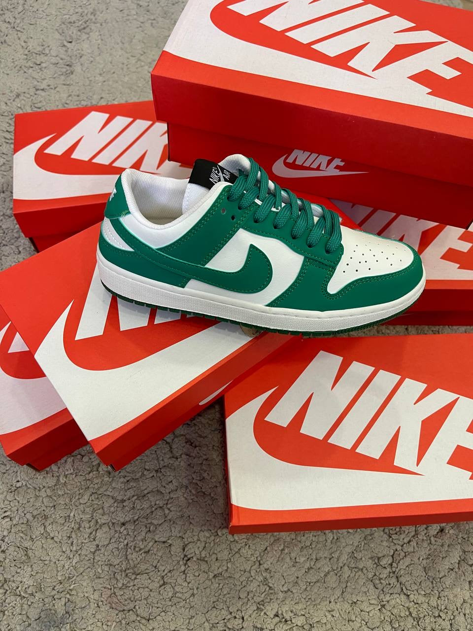 Nike dunk low