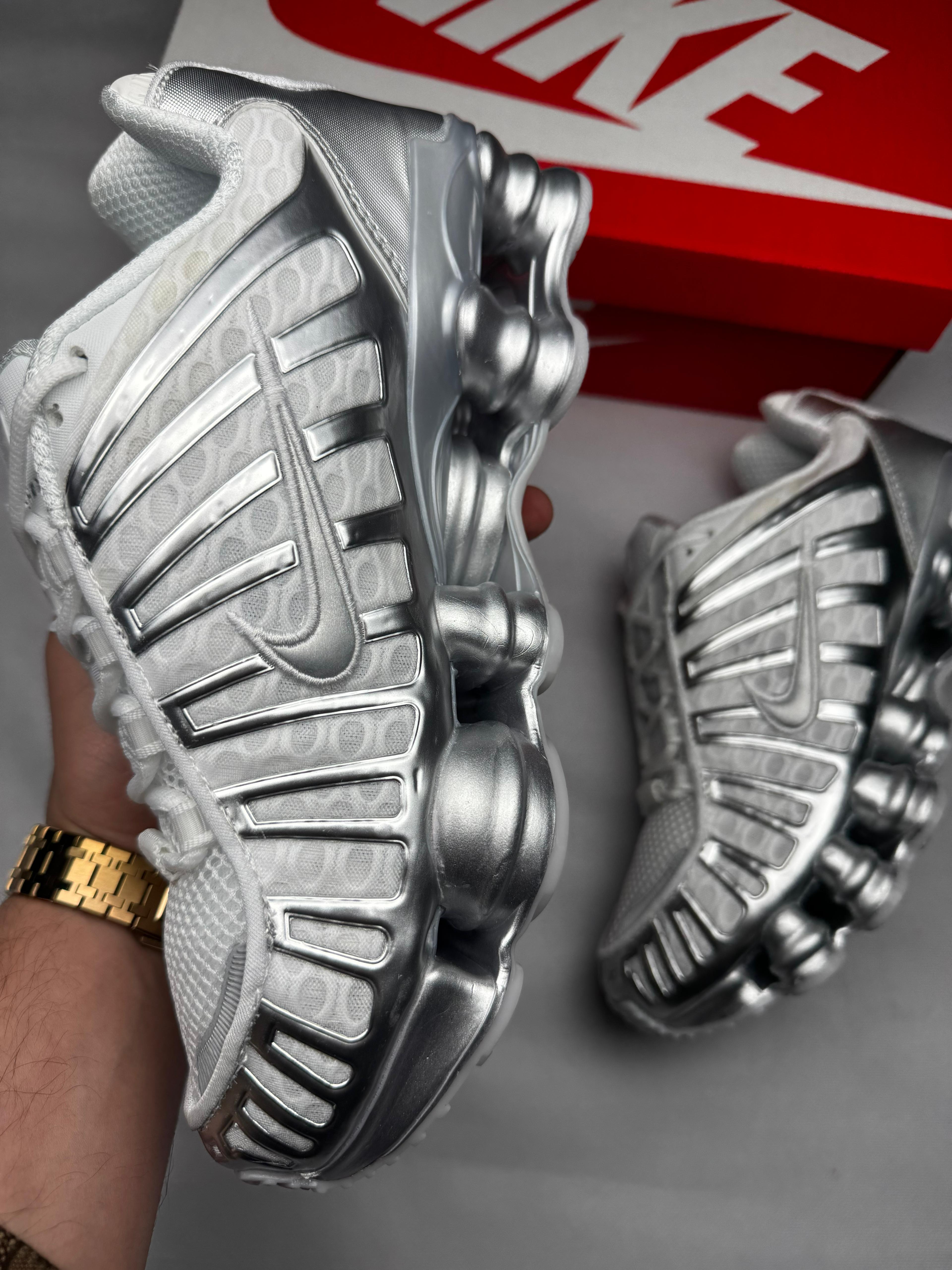 Zapatillas Nike shox grises