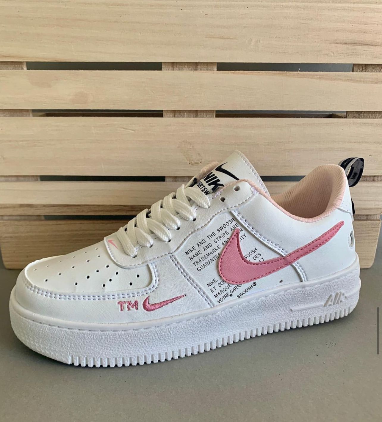 Air Force TM Rosa