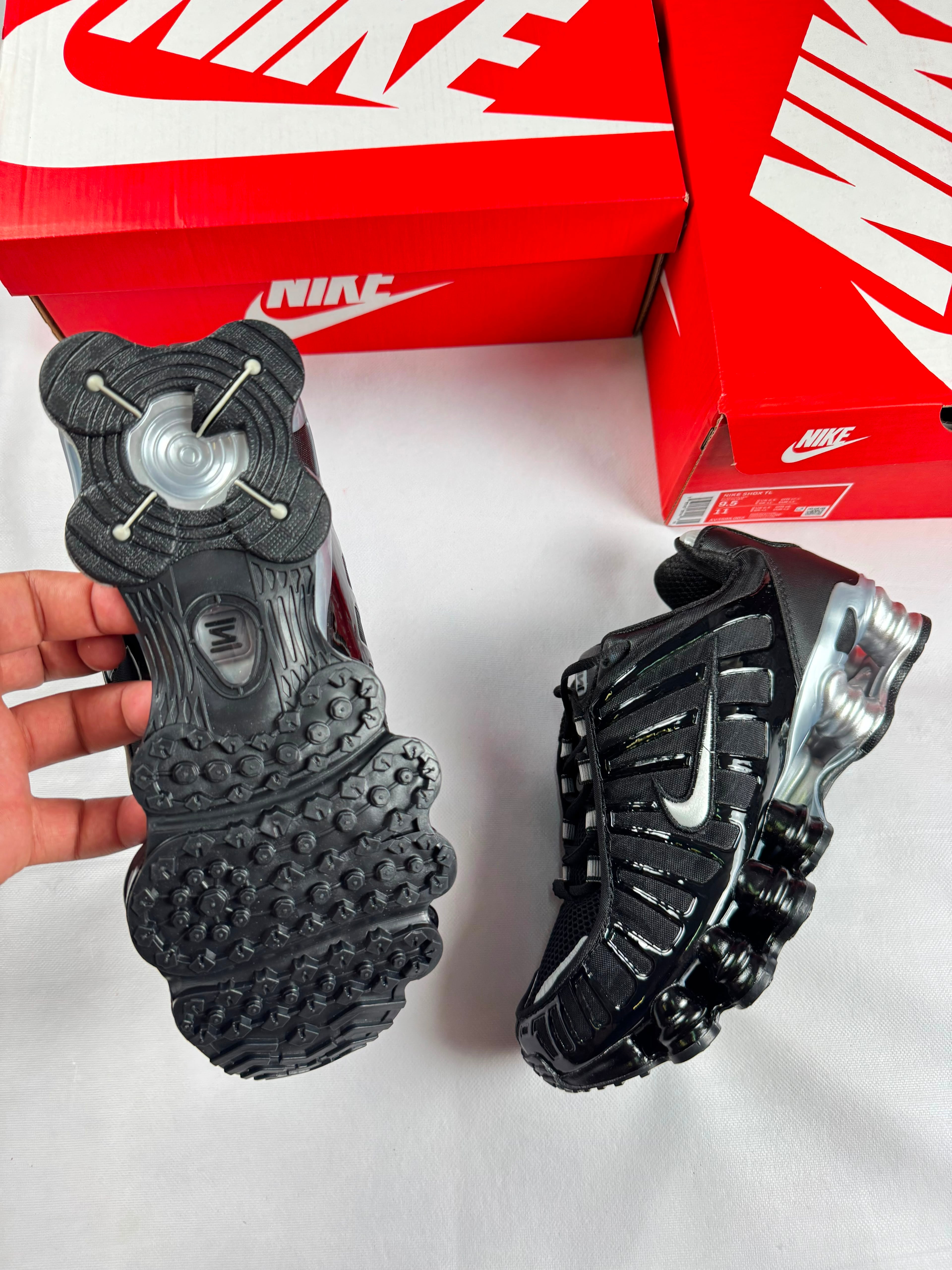 Zapatillas Nike shox negras(alta gama)