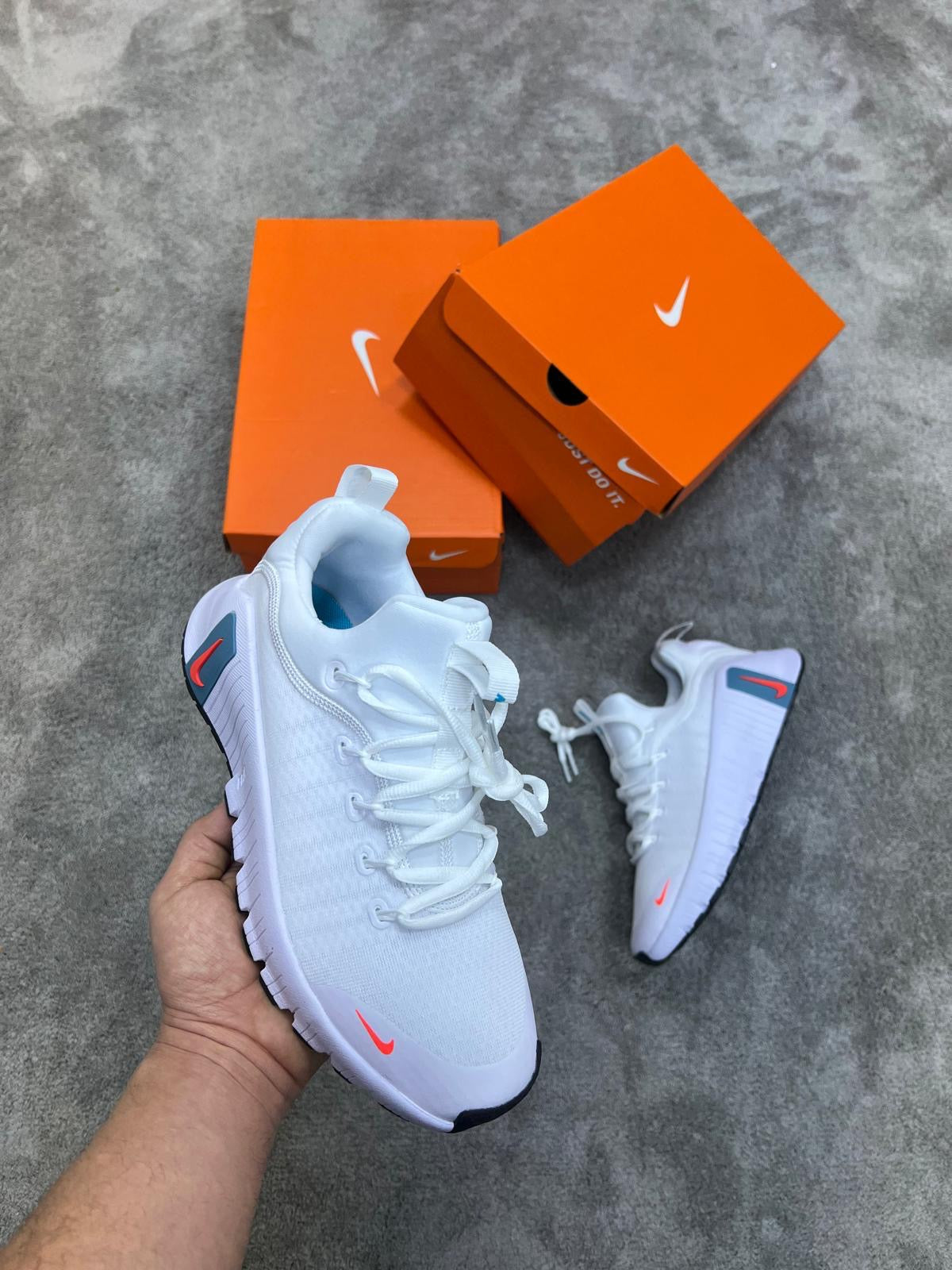 Nike free Metcon máxima calidad. Blanca