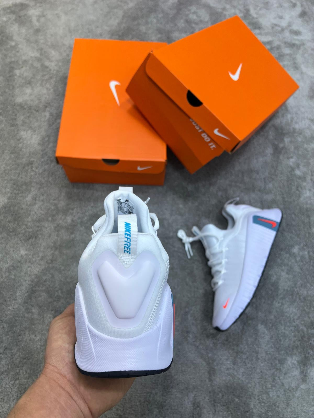 Nike free Metcon máxima calidad. Blanca