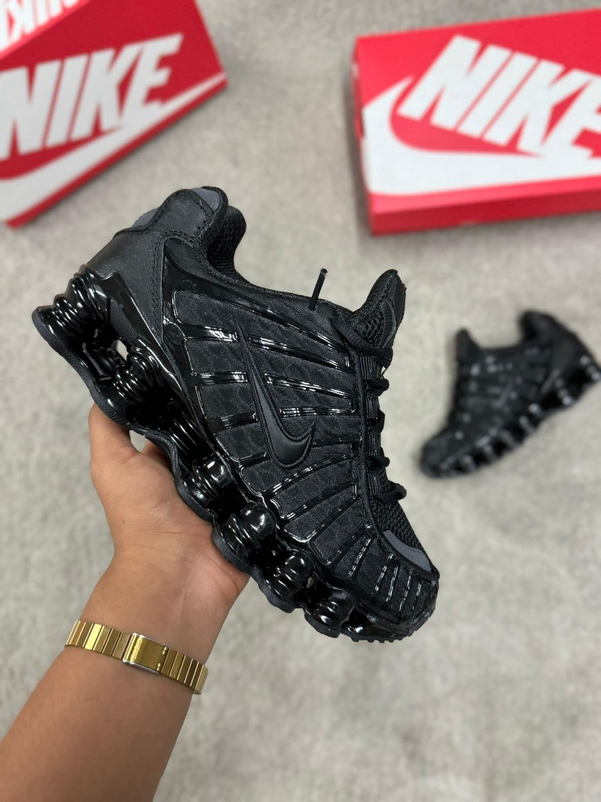 Nike shox TL