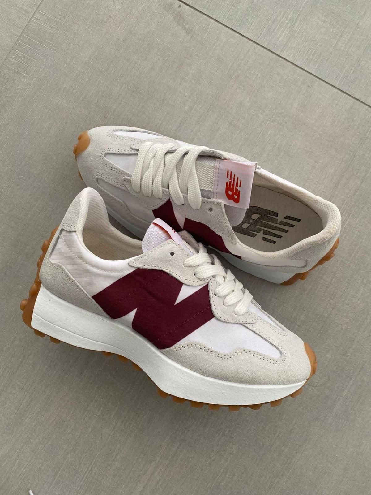 New Balance 327 "Baja calidad"