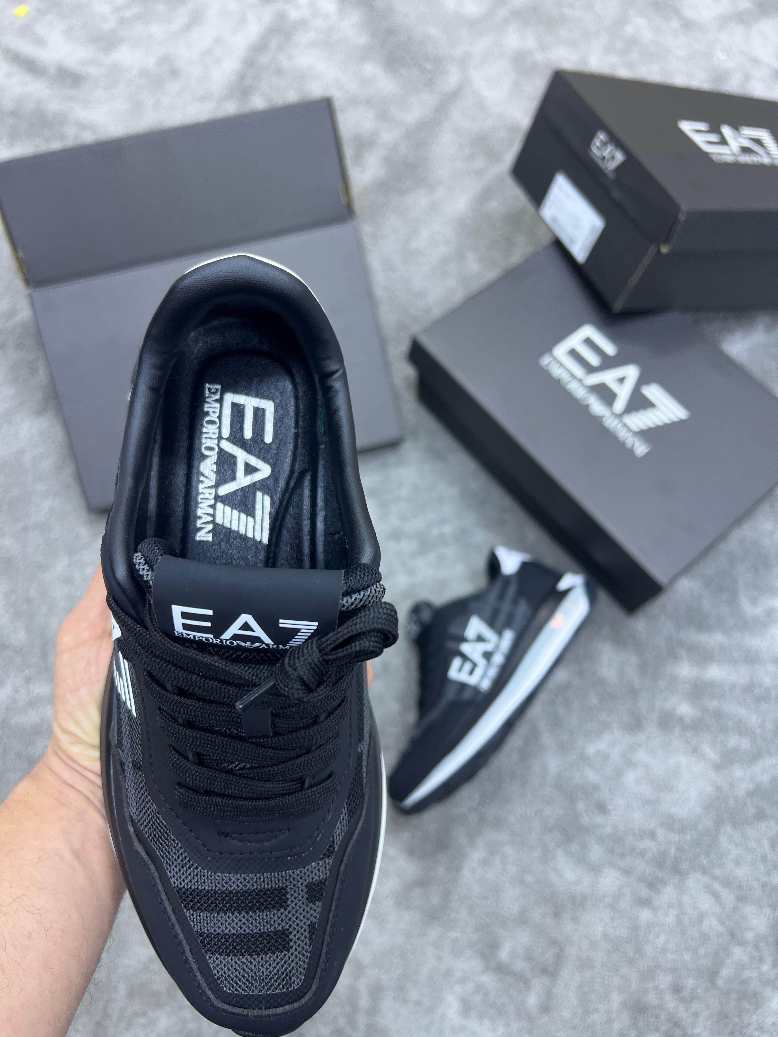 Zapatillas empori Armani negras:blancas