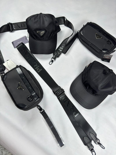 Bandolera y gorra Prada