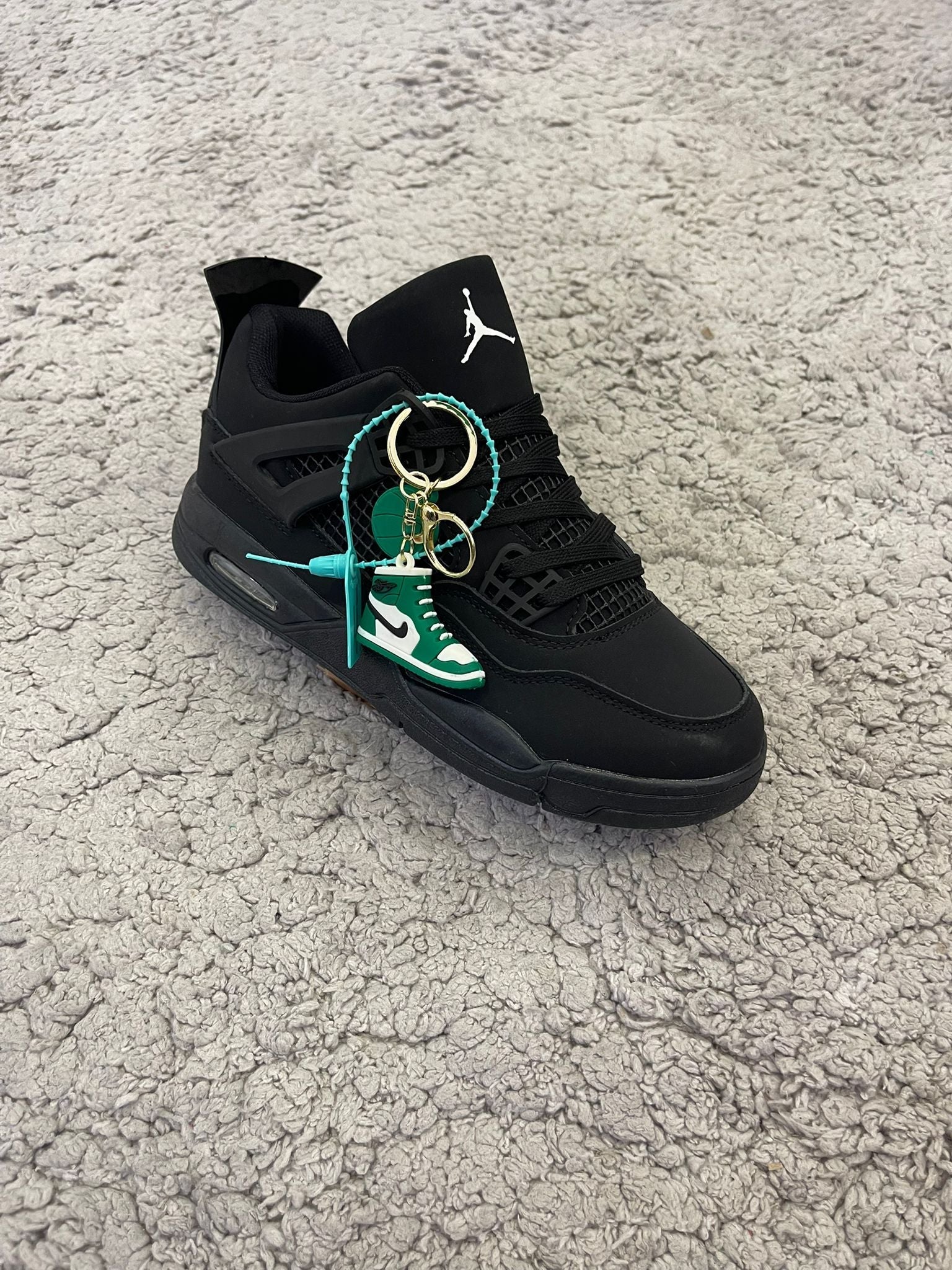 Jordan Retro 4 black “calidad media"