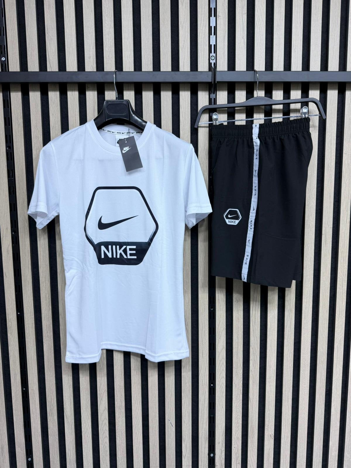 Chandal Nike (calidad alta)