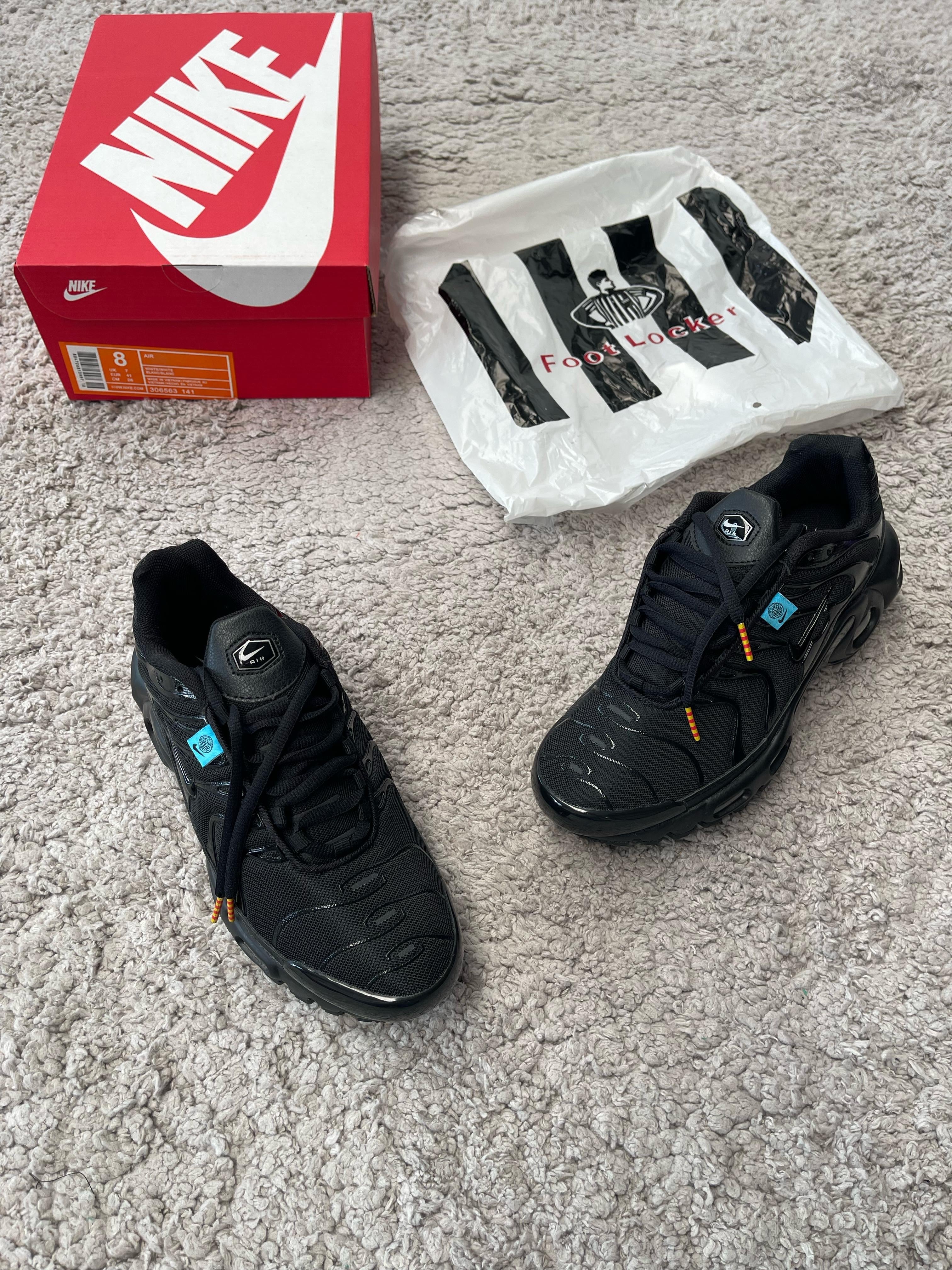 NIKE TN NEGRAS MÁXIMA CALIDAD