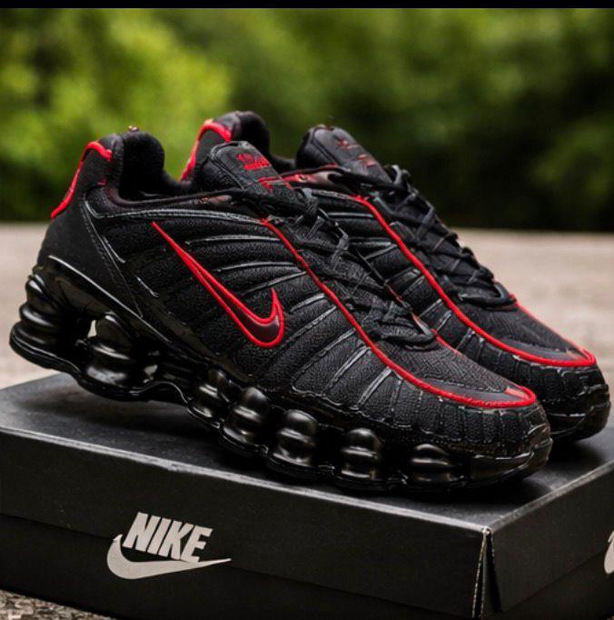 Shox negras y rojas (calidad media)
