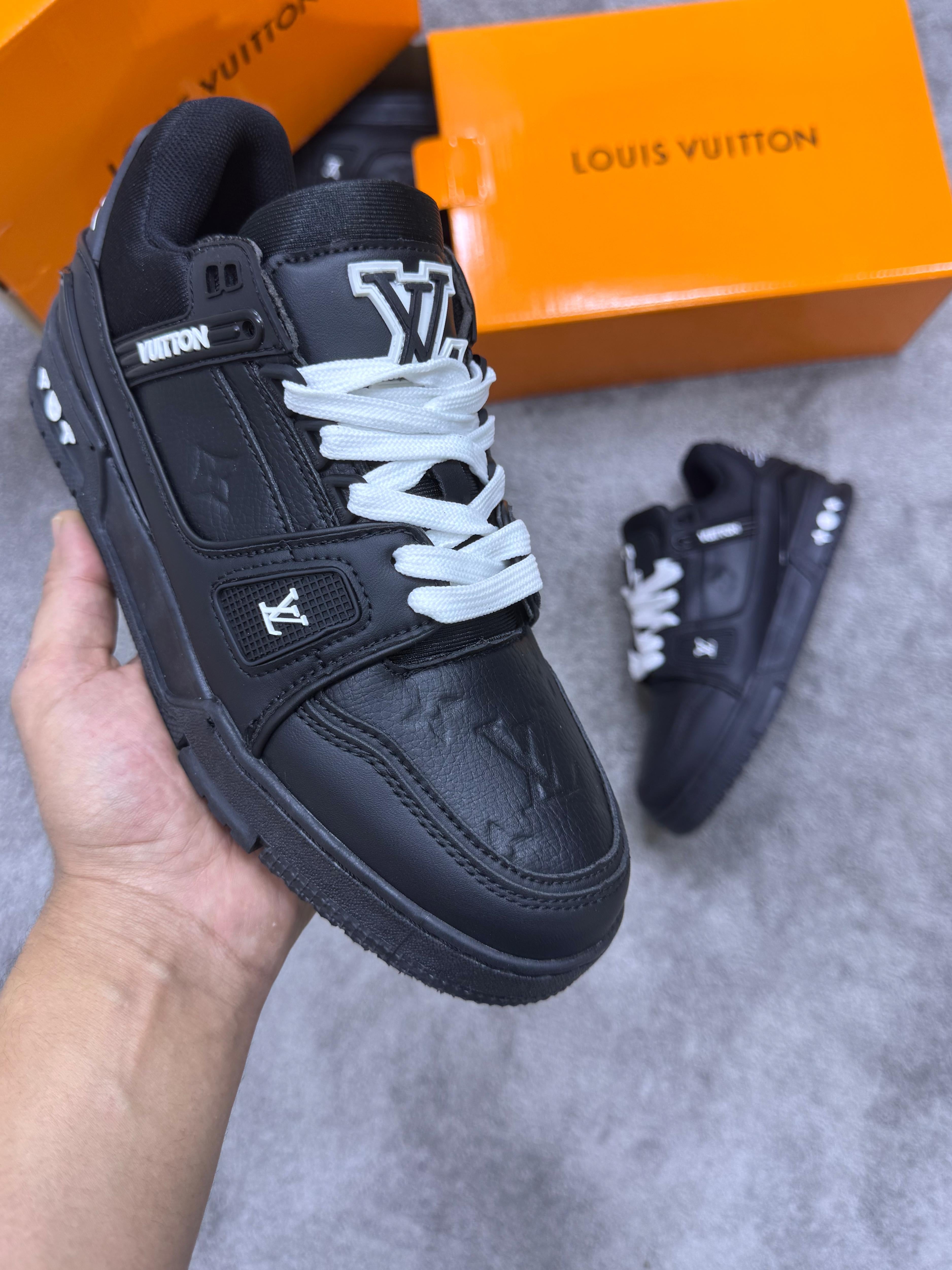 Louis Vuitton LV Trainer full black