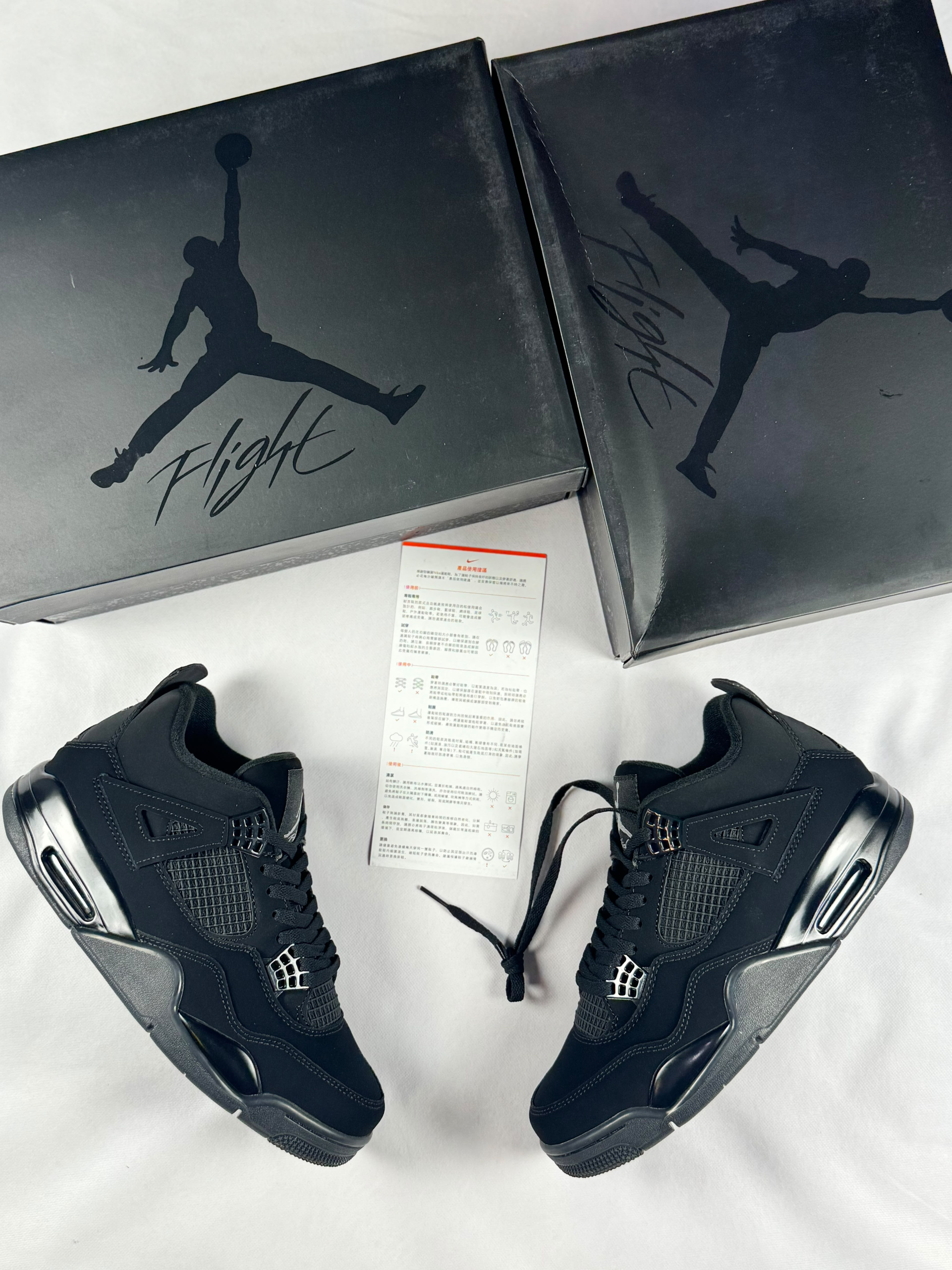 JORDAN RETRO 4 BLACK CAT – NEGRO
