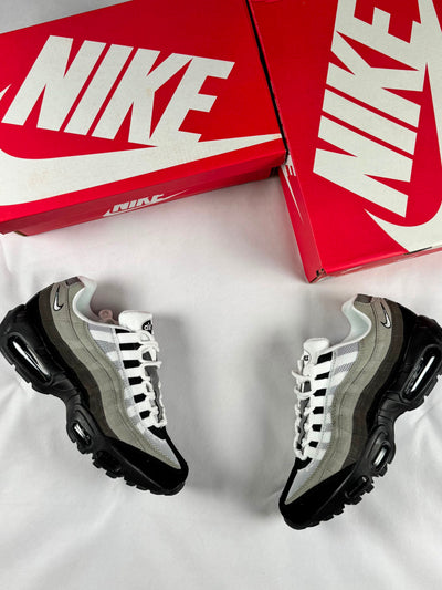 Nike Air Max 95 Big Bubble negro y gris