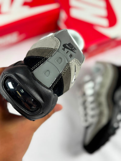 Nike Air Max 95 Big Bubble negro y gris