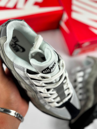 Nike Air Max 95 Big Bubble negro y gris