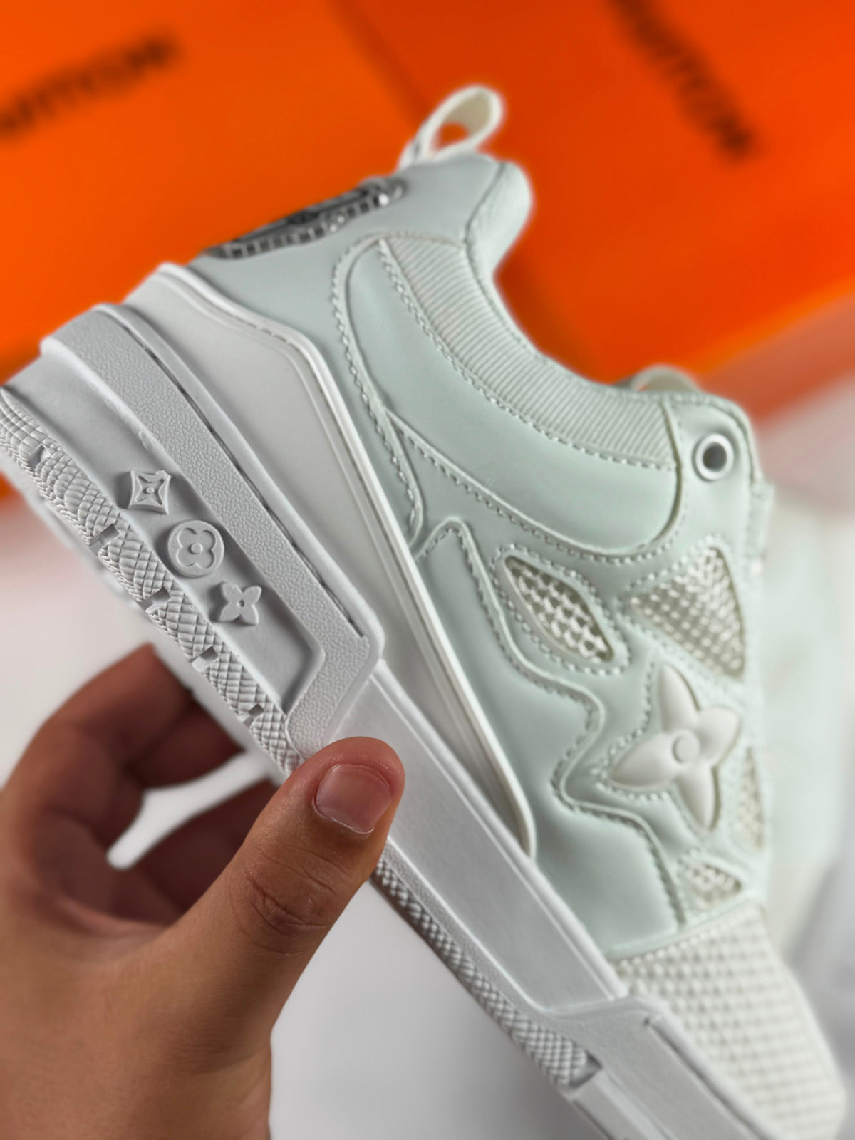 LV Skate blancas