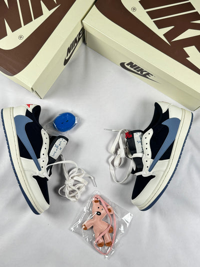 Zapatillas Nike Jordan travis azul con blanco