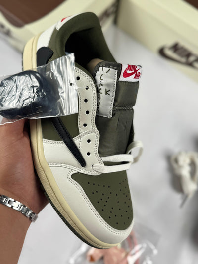 Zapatillas Nike Jordan travis verde con blanco